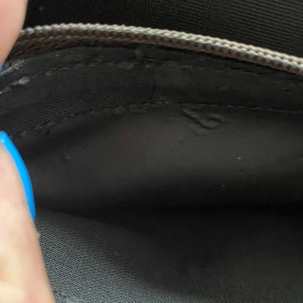 Salvatore Ferragamo Deep brown leather wallet with gold accent - Picture 13 of 16